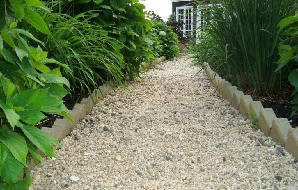 Виды дачных дорожек