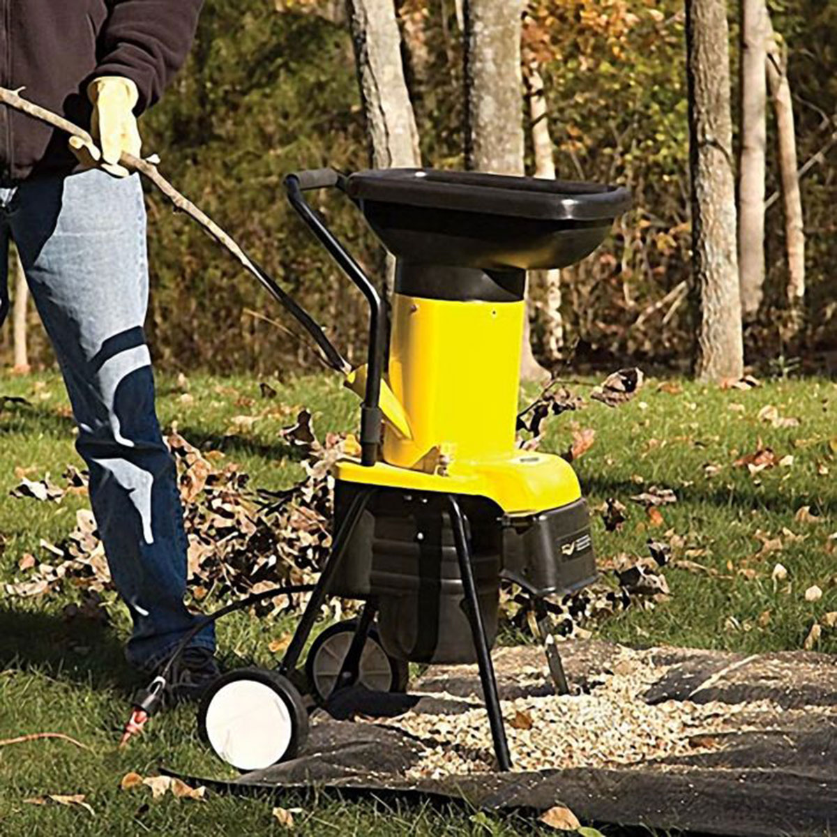 Садовый измельчитель: полезный помощник для садовода