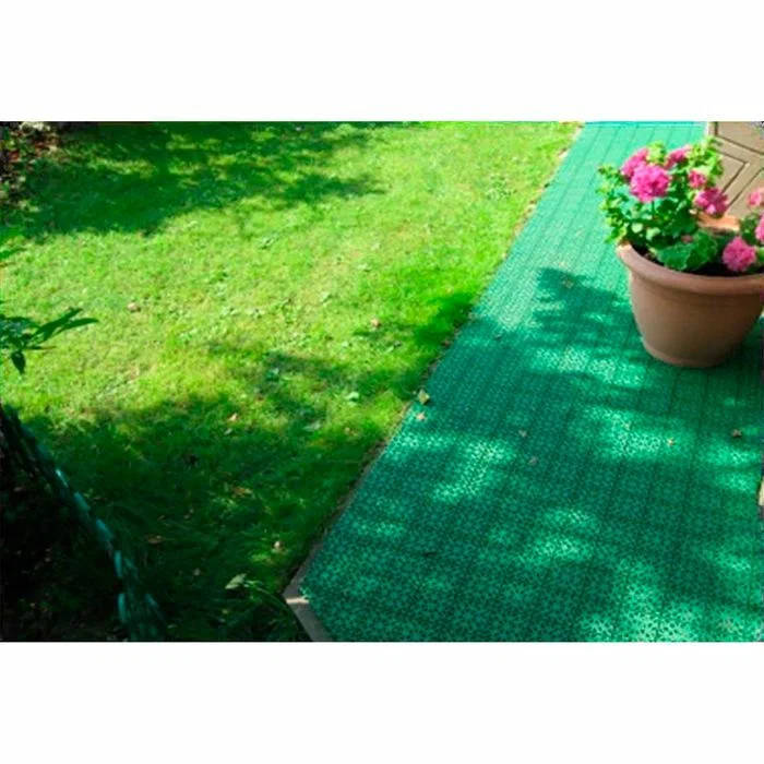 Пластиковая плитка для дорожек на даче – удобство и практичность