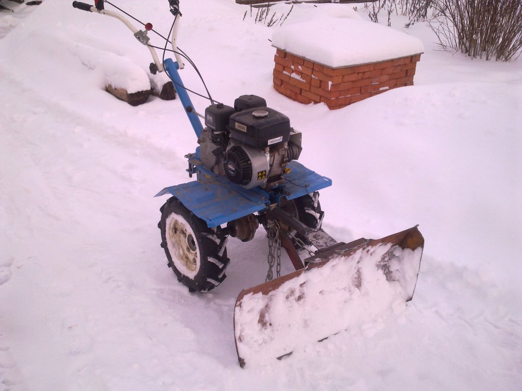 Снегоуборщик для мотоблока своими руками