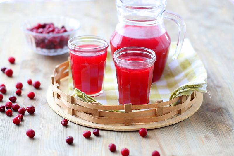 Идеальные рецепты заготовок из клюквы для зимних вечеров