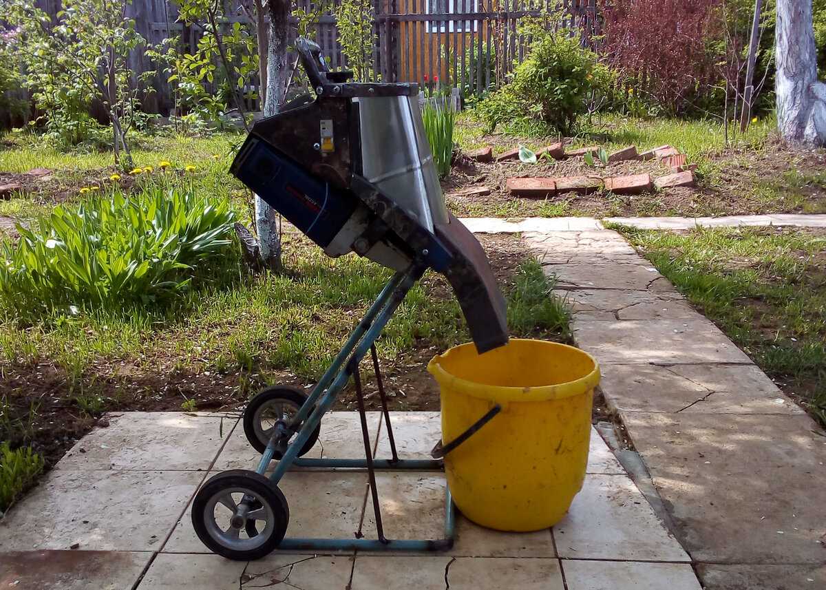 Как выбрать садовый измельчитель: полное руководство